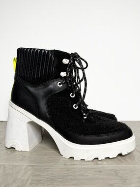 Sorel Brex Cozy Lace Up Boot 10 1/2